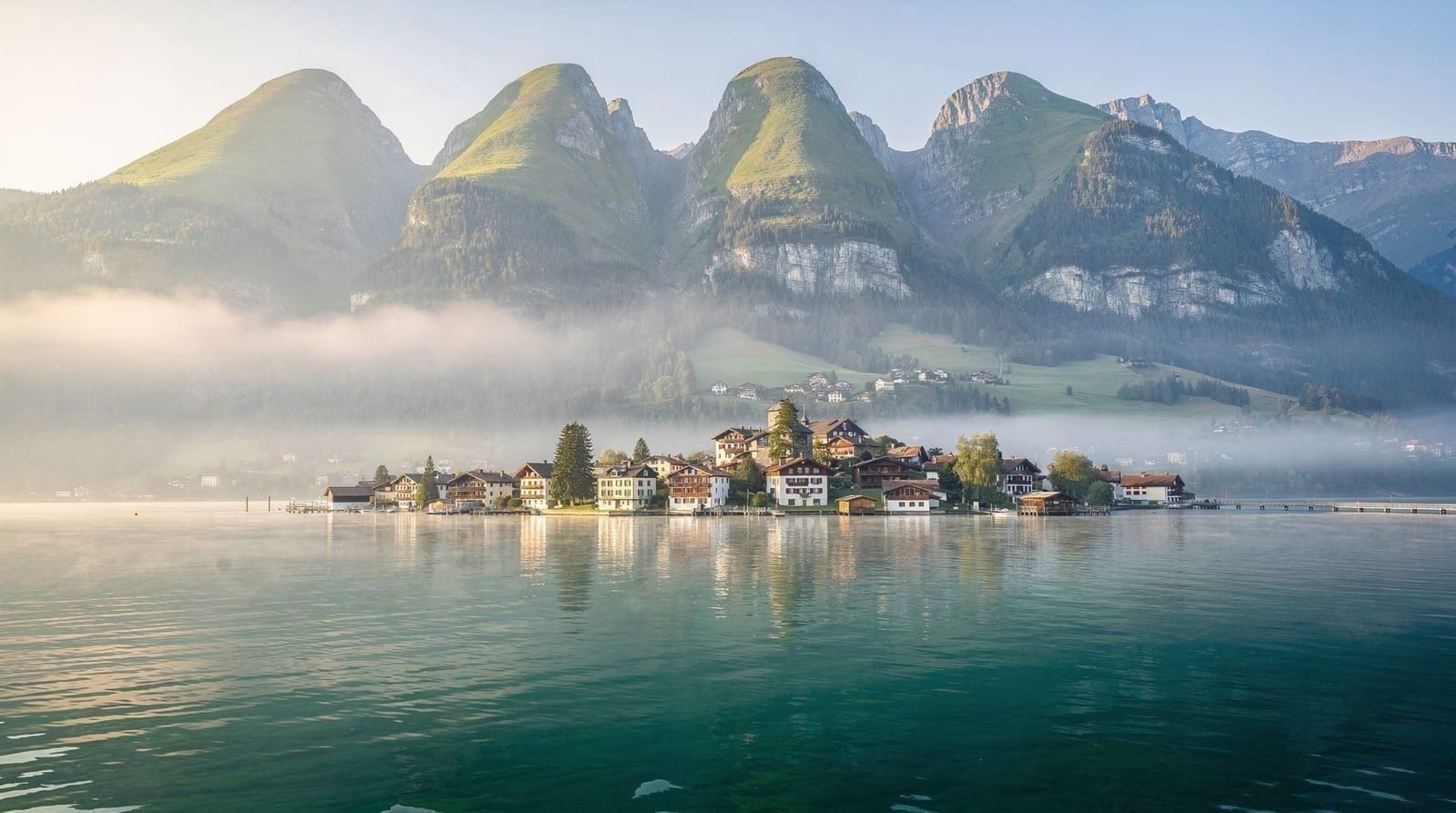 Walensee en Heidiland: Quinten, watervallen en Heidi's dorp