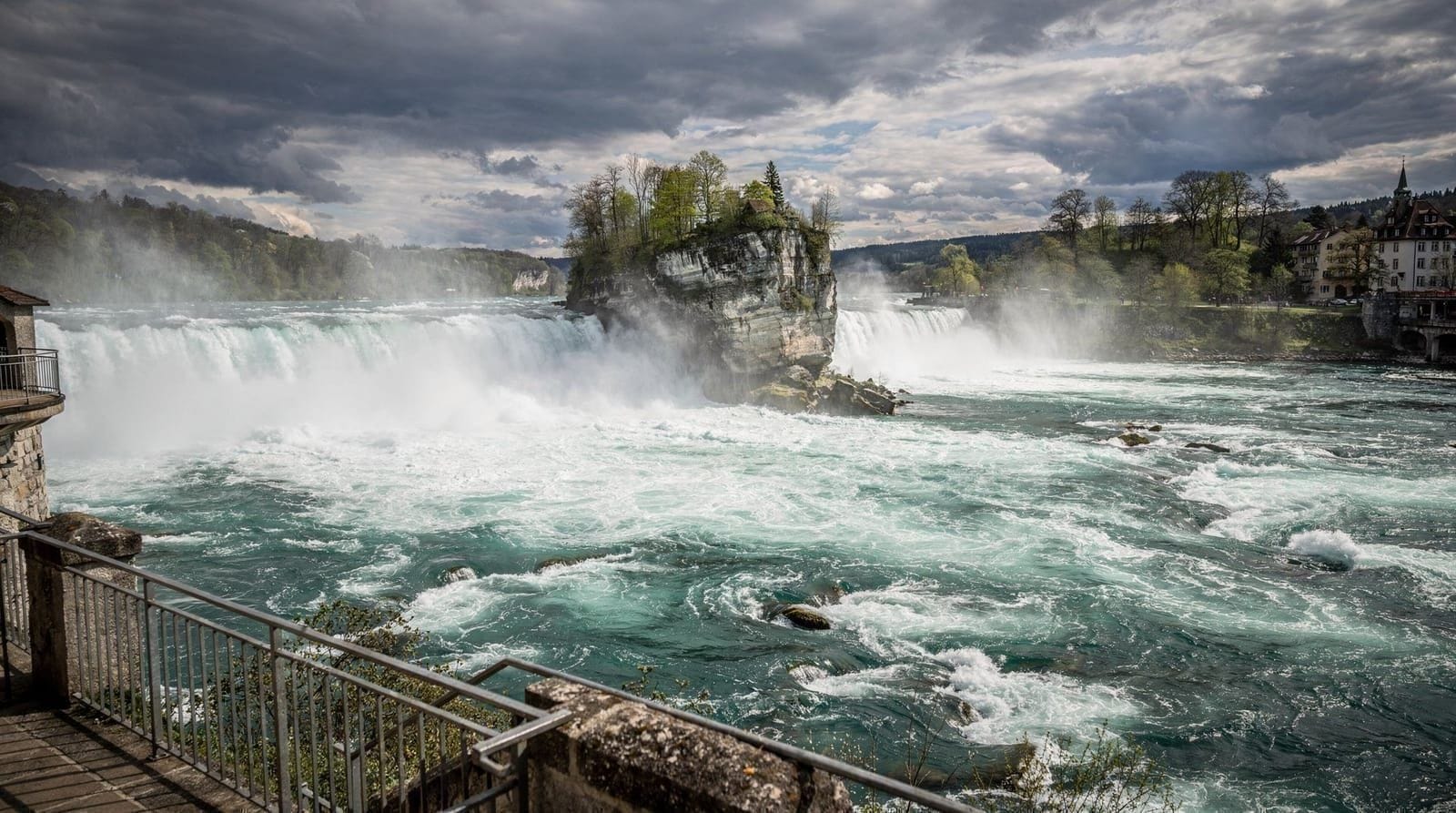 Rijnwatervallen: een bezoekersgids